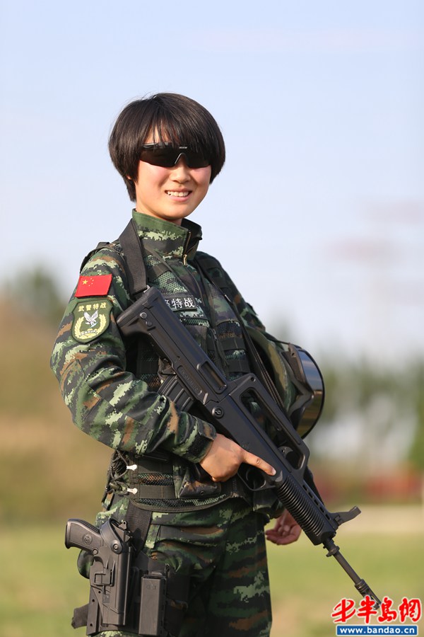 女子特战队武警图片