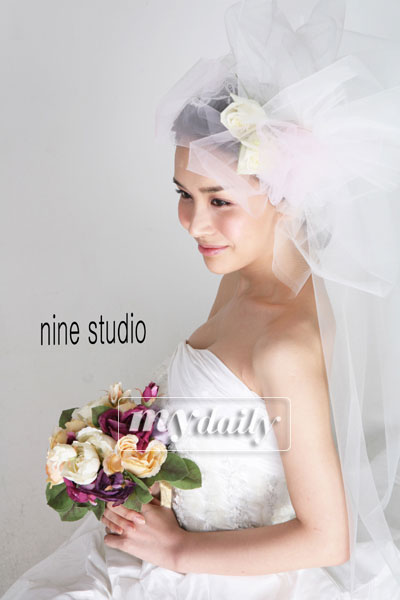 河莉秀性感婚纱照首次公开比女人还女人组图